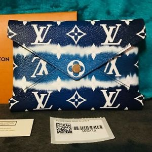 🌈Louis Vuitton Kirigami Medium Blue💙